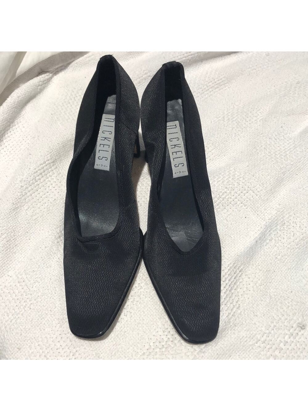 Nickels 8.5 black pump euc great closet staple